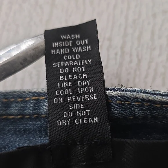 INC Women’s Crop Denim Jacket with Embellished Collar. Size L - Picture 9 of 9